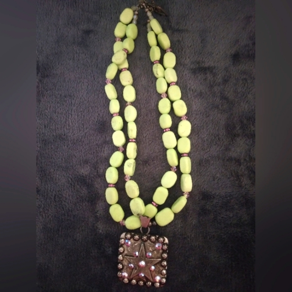 Chrysoprase Citron Necklace with pendant.